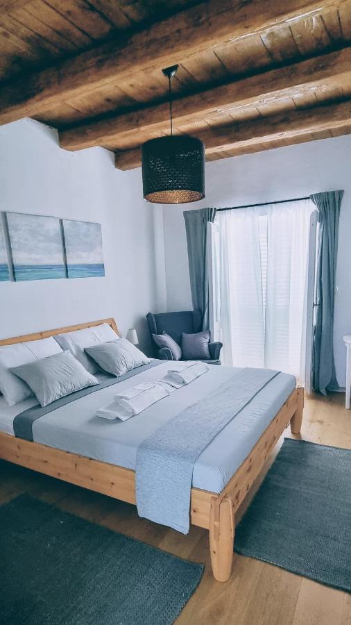 Rector'S Villa - Charming Retreat In Old Town With Jacuzzi In Private Courtyard Rab Town Buitenkant foto